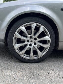Audi A4B6 Avant 2.5l V6 120kW - 14