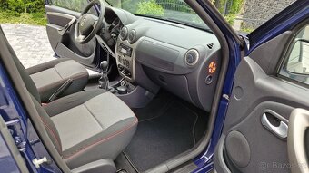DACIA DUSTER 4x4 1.6i 77KW.6 RYCHLOSTÍ.KLIMA.BLUETOOTH.ALU. - 14