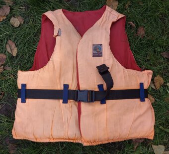 Vesty - různé velikosti (S-XL); Hiko,Hodonský,Vega,Tribord - 14