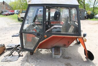 Zetor 7745 kabina kompletní pěkný stav - 14
