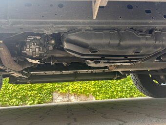 Toyota 4 Runner bez koroze, 7 míst, odpis DPH - 14