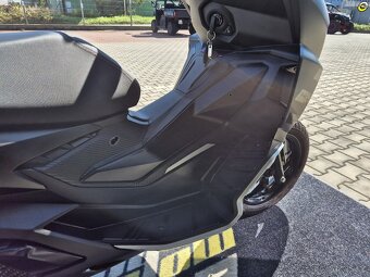 Aprilia SR GT 200 - 14