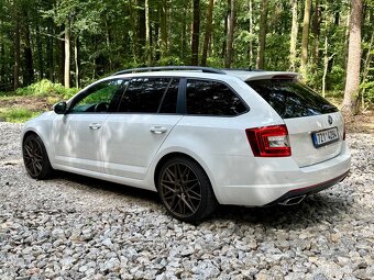 Prodám Škoda Octavia 3 RS 135 Kw, manuál - 14