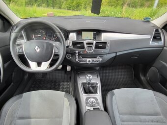 Renault Laguna III 2.0dCi 150PS 4Control - po 1.Majiteli - 14