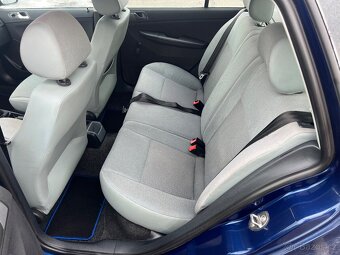 Fabia kombi 1.4tdi ambiente, klima, nové v CZ - 14
