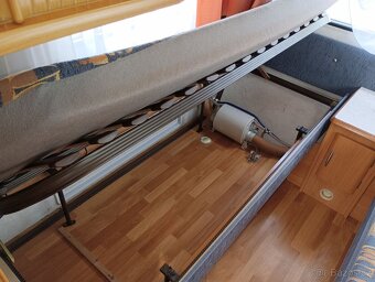WILK č.654 pro 4. Mover.Pevné postele. Rok 2002.Stan.100km/h - 14