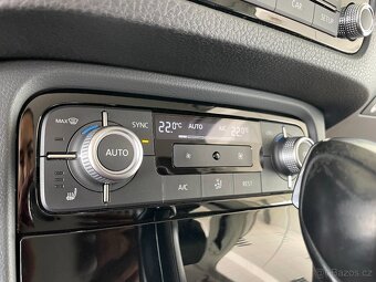Volkswagen Touareg 3,0TDI V6 4Motion Kůže - 14