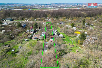Prodej chaty se zahradou, 2110 m², Brno - 14