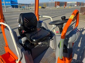 Kombinovaný vibrační válec ocelovo-ocelový Hamm HD12VV Bomag - 14