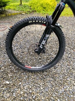 YT Industries Jeffsy Core 2 (2024) – XL – mullet, výborný st - 14