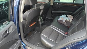 Škoda Superb 2.0 TDI, DSG, 2012, Původ ČR - 14