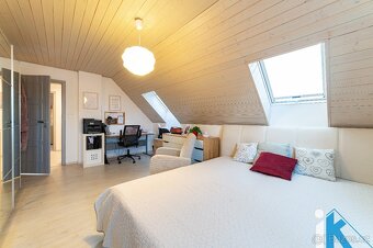 Vybavený rodinný dům 5+1 - 14