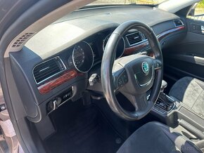 Škoda Superb Combi 2.0 Tdi-4x4 CZ doklady - 14