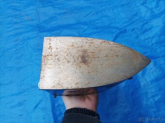 Stará žehlička, made in Czechoslovakia - 14