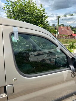 CITROËN BERLINGO 1.4 55kW - 14