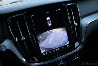Volvo V60 B4 Inscription 2.0 benzín HEV 145 kW, 2022 - 14