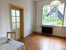 Prodej vily s dvěma byty a velkou zahradou, Planá u M.Lázní - 14