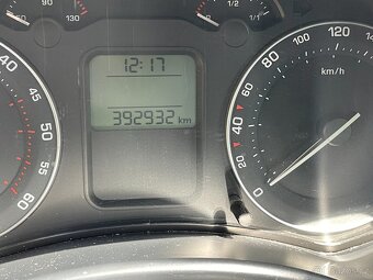 Prodám 4X4 Octavia kombi  2.0 TDI 103 Kw r.v 2007/7 - 14