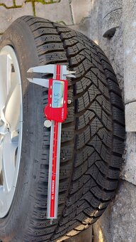 Alu kola 5x112 r17 Seat FR originá Cupra zimní pneu - 14