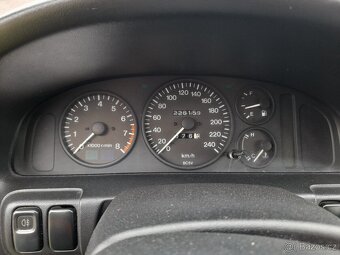 Prodám vyměním Mazdu 323F REZERVACE - 14