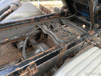 Hákový nosič kontejnerů - 14