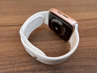 Apple Watch Series 4 - 14