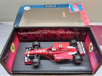 F1 FERRARI F399 1999 MARLBORO SCHUMACHER HOTWHEELS 1:18 - 14