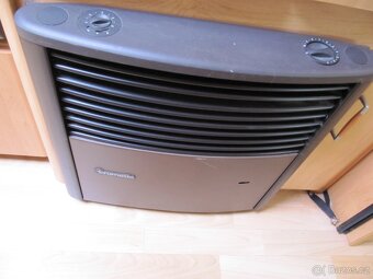 Prodám karavan Hobby 540 UK,r.v.2001 + mover + markýza. - 14