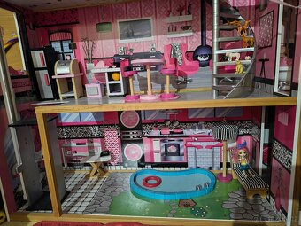 Domeček pro panenky - 14