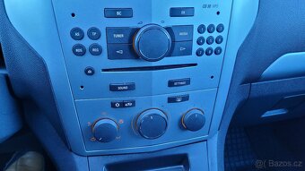 Prodám Opel Zafira 1.6i 85kw 7 míst - 14