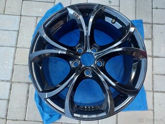 Prodám 1ks origo  alu MAK LARIO R17 - 14