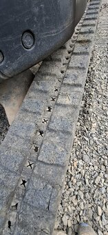 Yanmar Vio 25-4 - 14