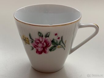 Sada porcelánových hrníčků - 14