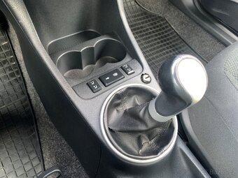 ŠKODA FABIA 1.9 TDI 77KW ELEGANCE COMBI - 14