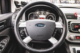 Ford Kuga 2.0 TDCi DPF Titanium 4WD PowerShift - 14
