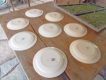 ART DECO FAJÁNS RUČNĚ MALOVANÝ TALÍŘ - SARREGUEMINES FRANCIE - 14