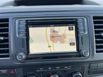 VW Caravelle 2,0TDi Comfortline,DSG, navi,Temp, - 14