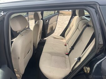 Ford Mondeo Combi 2,0 TDCi 96kW Klima - 14