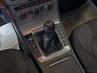 Volkswagen Passat VARIANT 1.6TDi 77kW TEMPOMAT PDC - 14