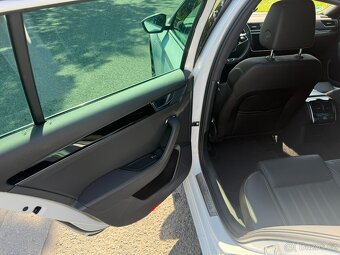 Škoda Superb 3 L&K kombi r.v. 2022 dsg 2.0TDi 110kw webasto - 14