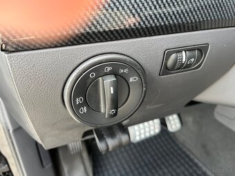 VW Touareg 3.0 V6 TDi Exclusive - 14