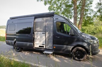 Obytný vůz Mercedes-Benz Sprinter 319 CDI (2023) - 14