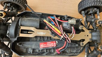 RC Modely Maverick 1:10 - 14