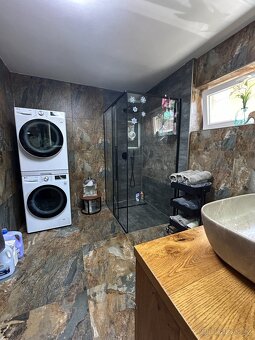 Prodej rodinného domu 235 m², pozemek 192 m² Antonínská, Dol - 14