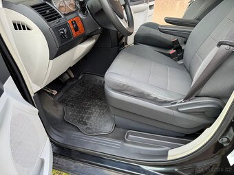 Chrysler Grand Voyager 2,8 CRD - 14