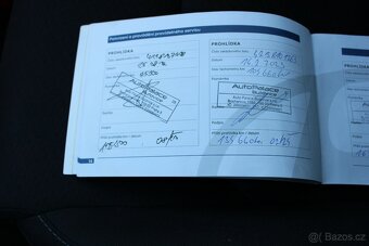 Hyundai i30 1,6CRDi 85KW, STYLE, ZÁRUKA, DPH, r.v. 2020 - 14