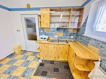 Prodej komerčních prostor - provozovna, 35 m2 + navíc pozeme - 14