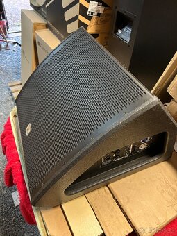 Nord Stage 4 88 a Nord Stage 4 Compact 73 - 14