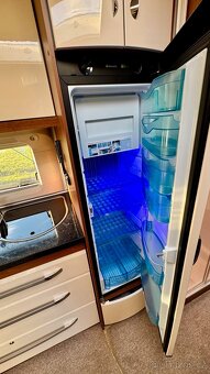 Luxusní karavan Hobby Premium 650 UFF - 14