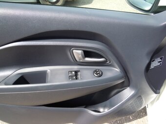 Kia Rio 1.4CRDi 66kw(90hp) r.v.8/2012 - 14